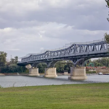 Vadvirag 5 By Dunavibe