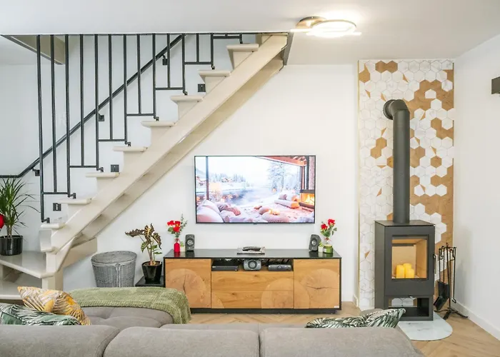 Vadvirag 5 By Dunavibe באיה